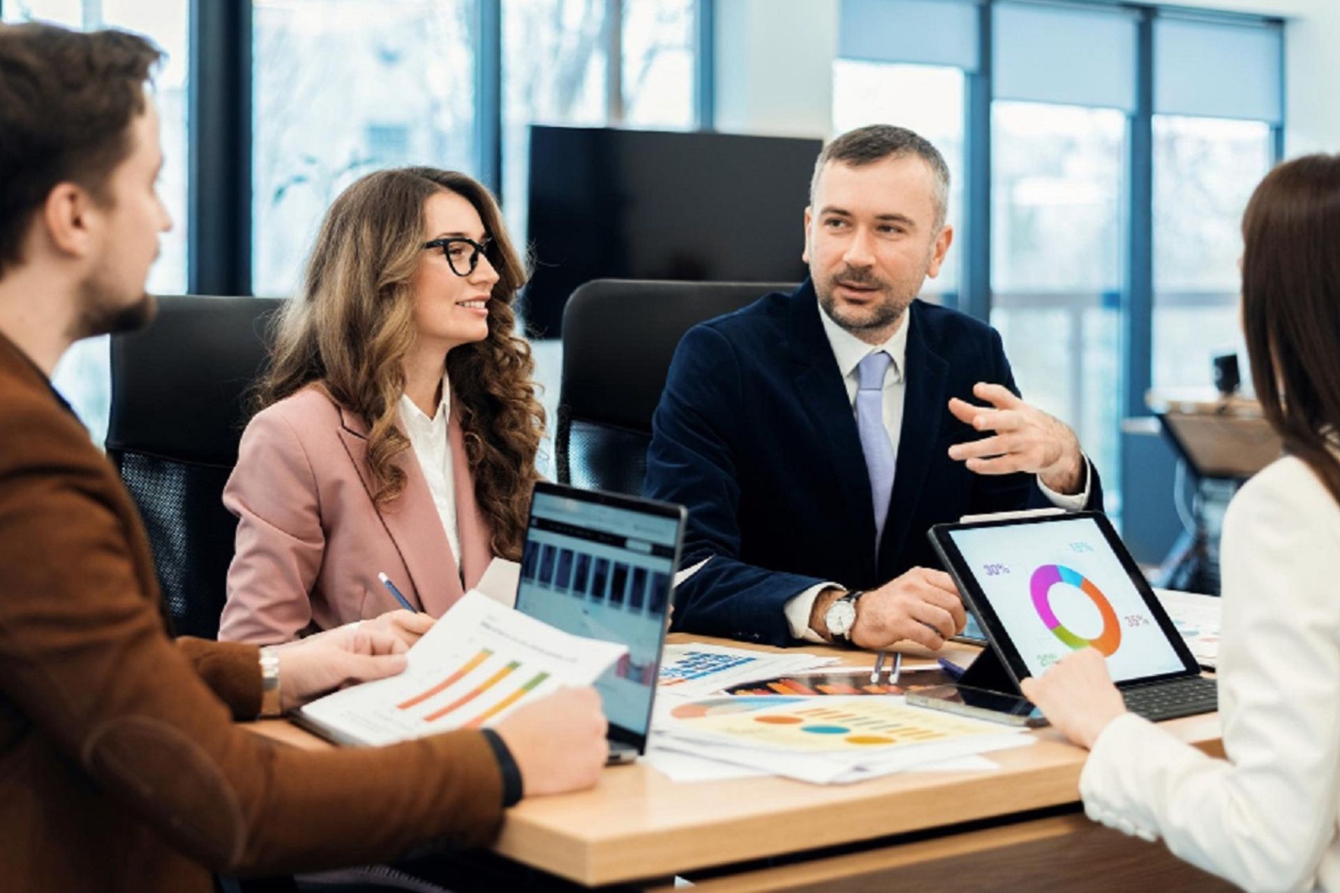réunion dirigeants PME avec prestataire informatique infogérance informatique PME Lyon